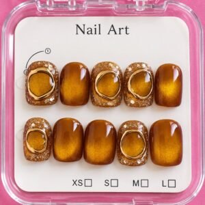 Amber Royale press-on nails, Karève