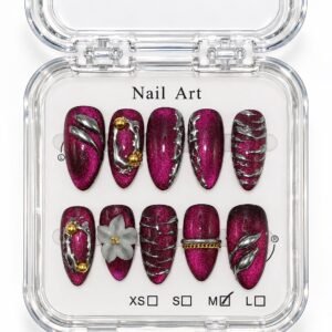 Fuschia Royale press-on nails, Karève